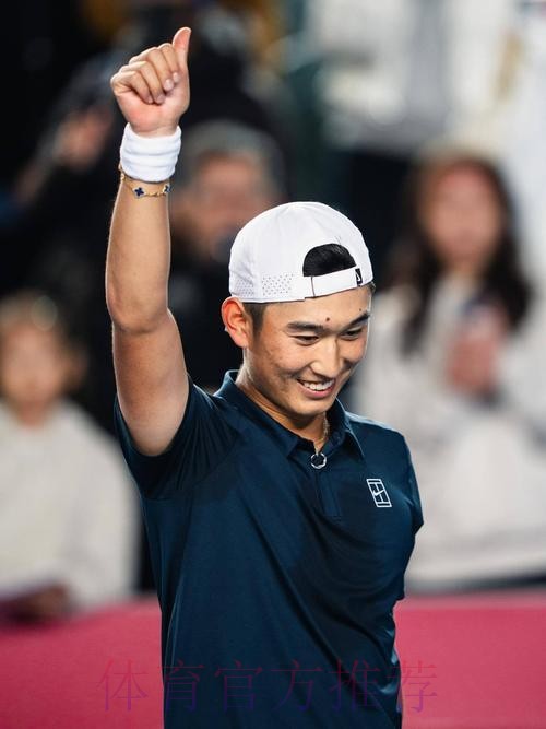 商竣程2-0索内戈 晋级中国香港网球公开赛八强